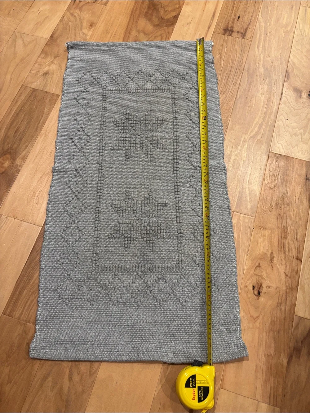 Portuguese Gray Textured Knit Runner with Star Motif
